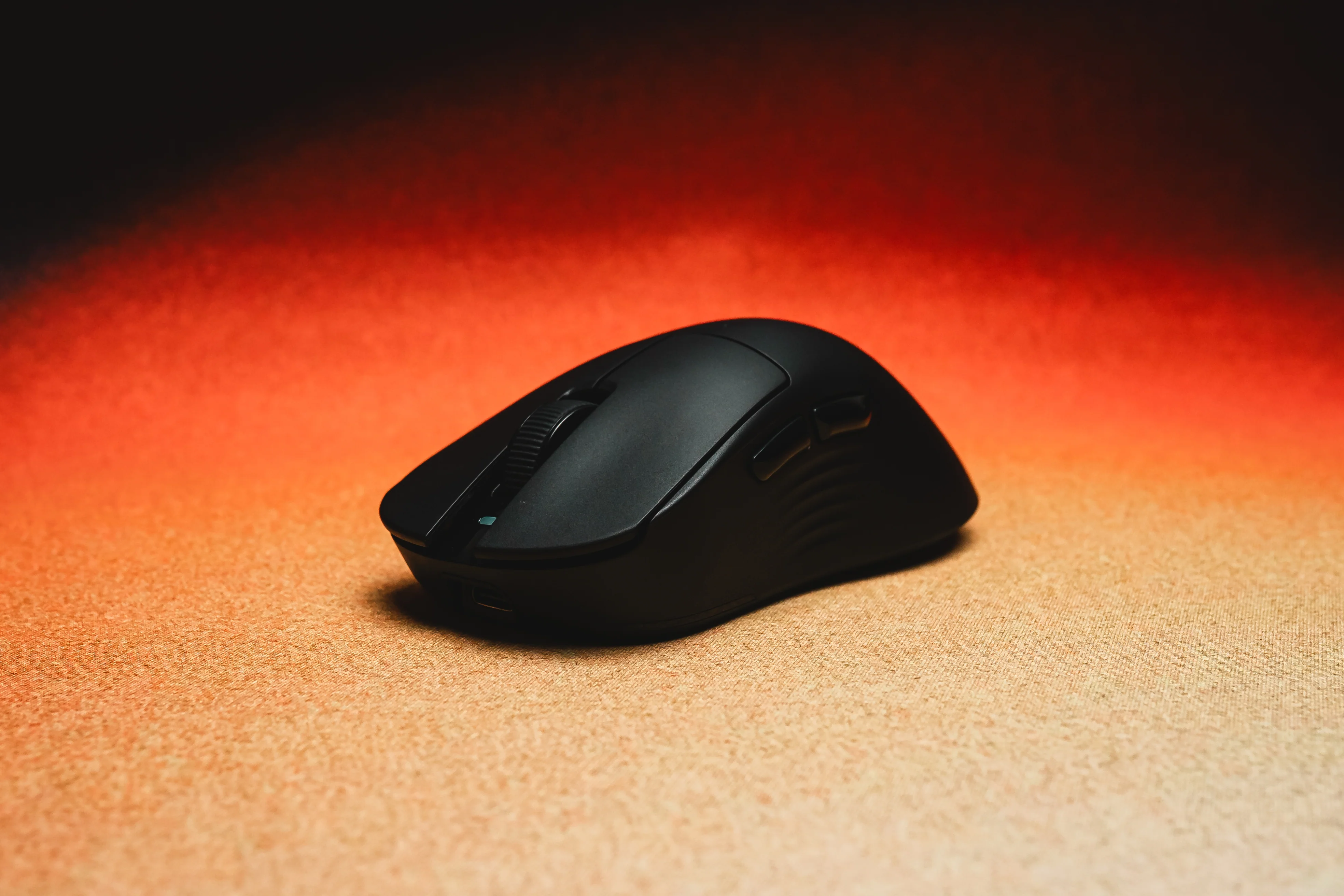 ATLAS Lite Ergonomic Ultralight Wireless Ergo Gaming Mouse - Image 13