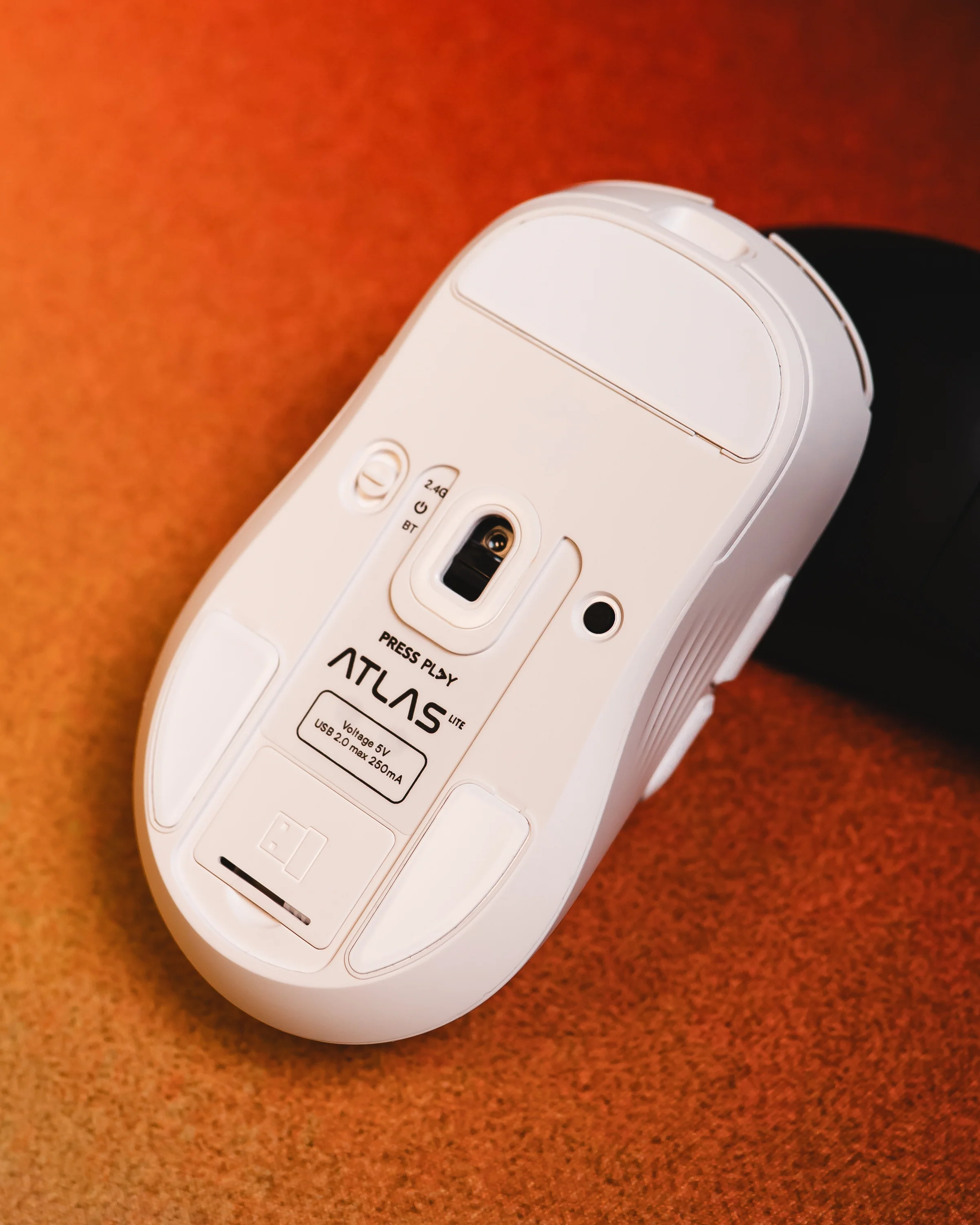 ATLAS Lite Ergonomic Ultralight Wireless Ergo Gaming Mouse - Image 16