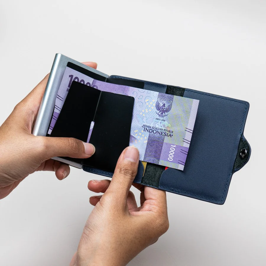 CLASSIC TOPOGRAPHY RFID Pop Up Card Wallet - Image 5