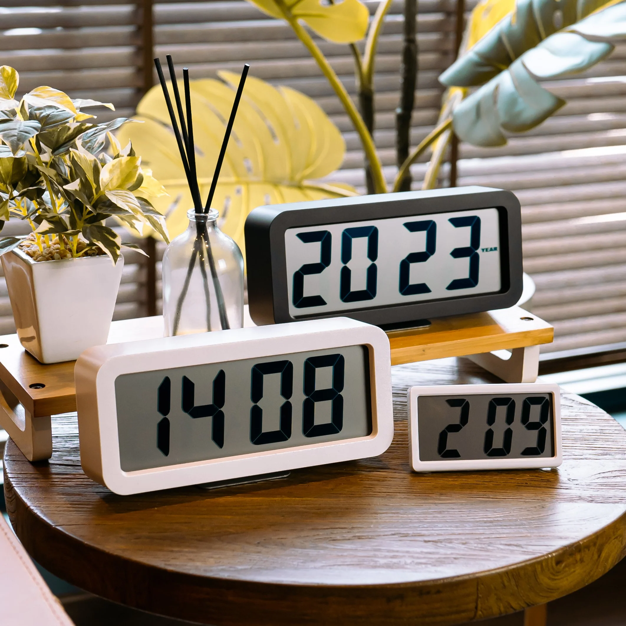 Digital Desk Clock LCD by Press Play - Image 7