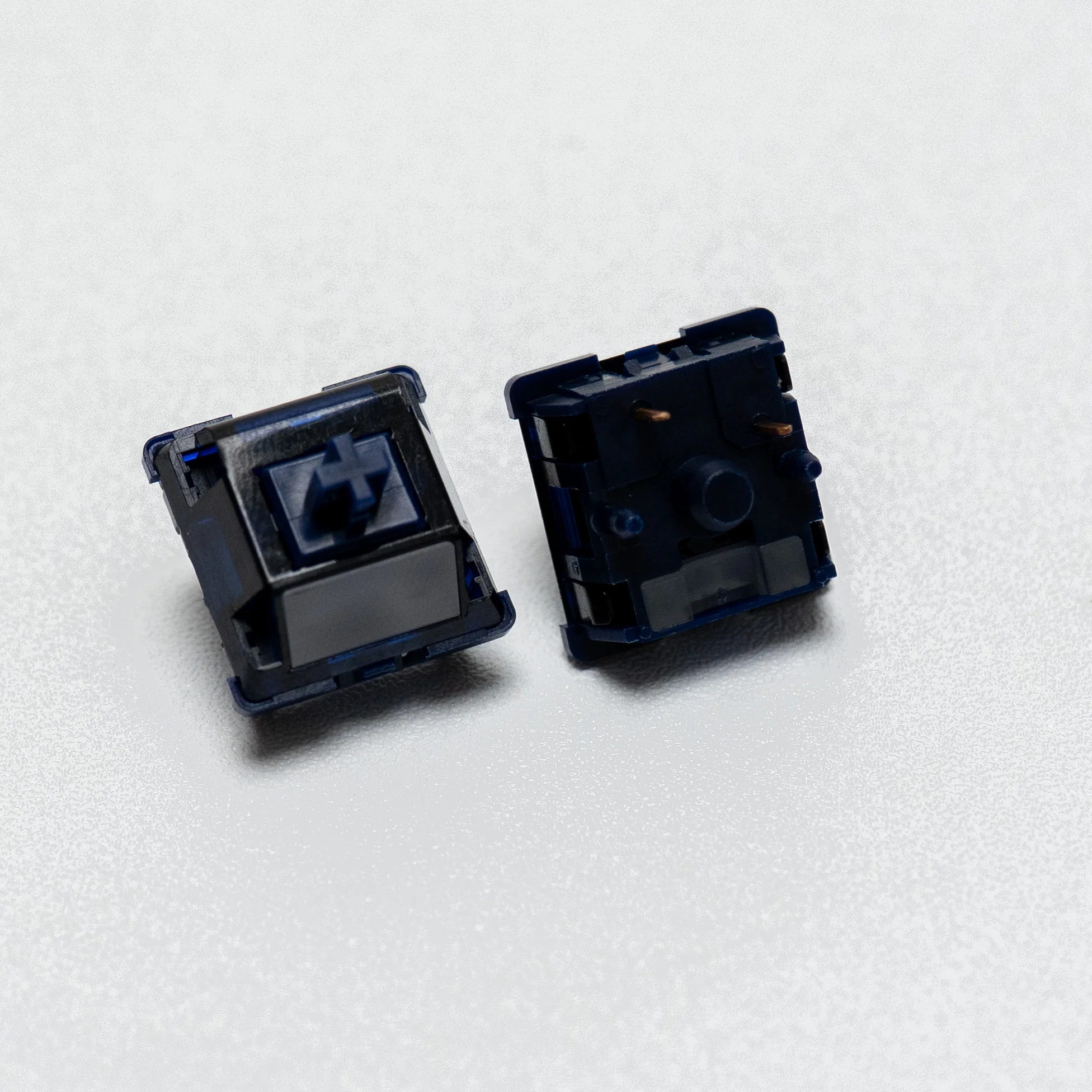 DUROCK Blue Lotus T1 Tactile Switch 65g - PCB Mount - Image 3