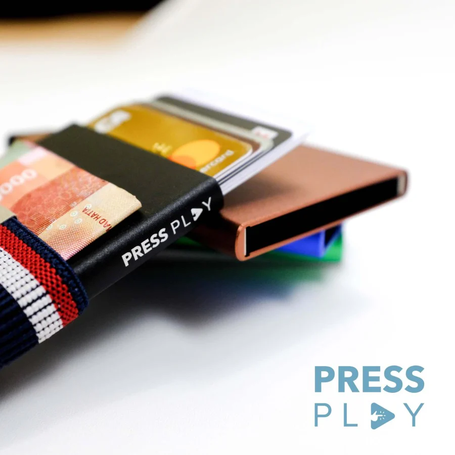 ESSENTIAL RFID Pop Up Card Case Wallet by Press Play - Image 7