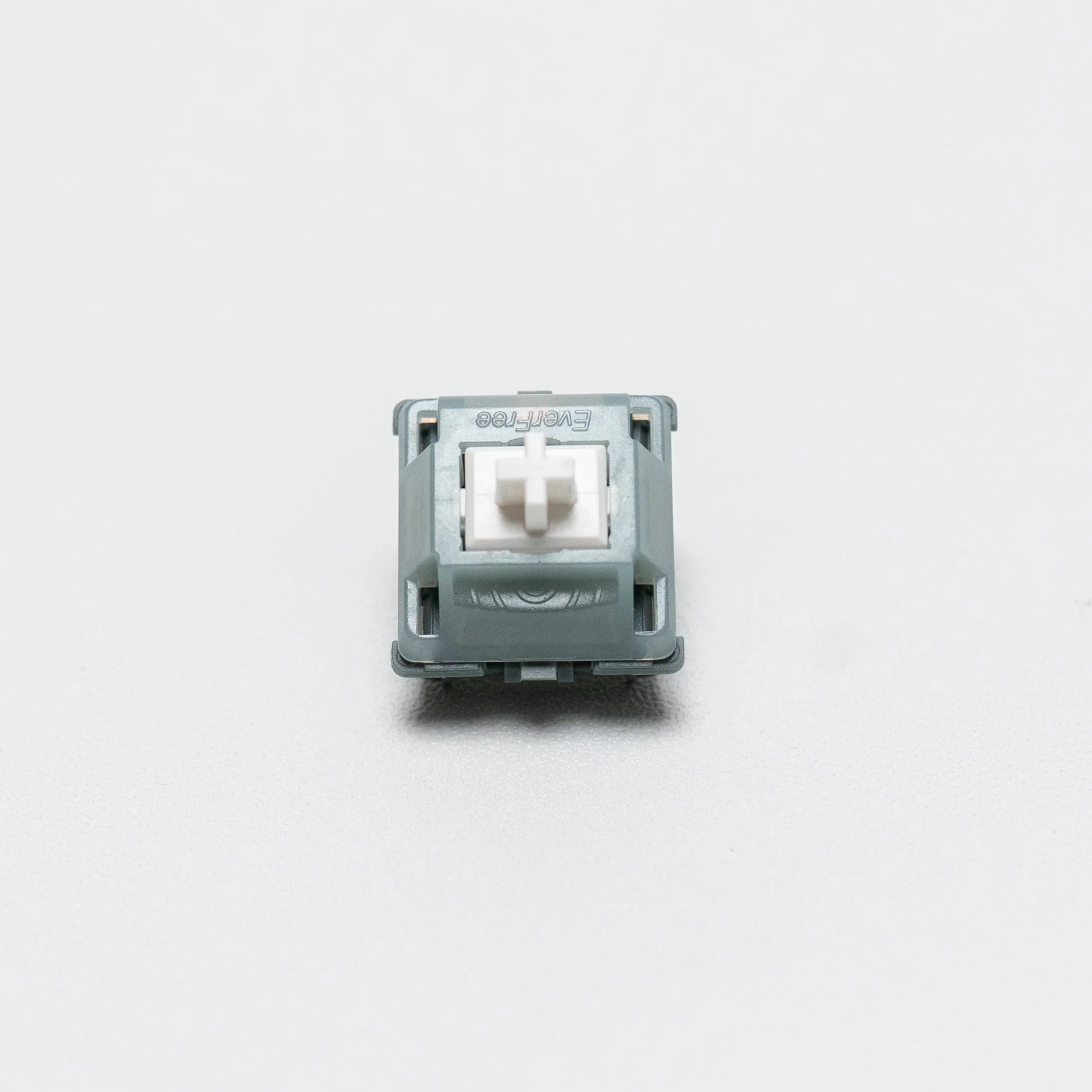 Gateron Everfree Grayish Switch Tactile 59g PCB Mount - Image 4