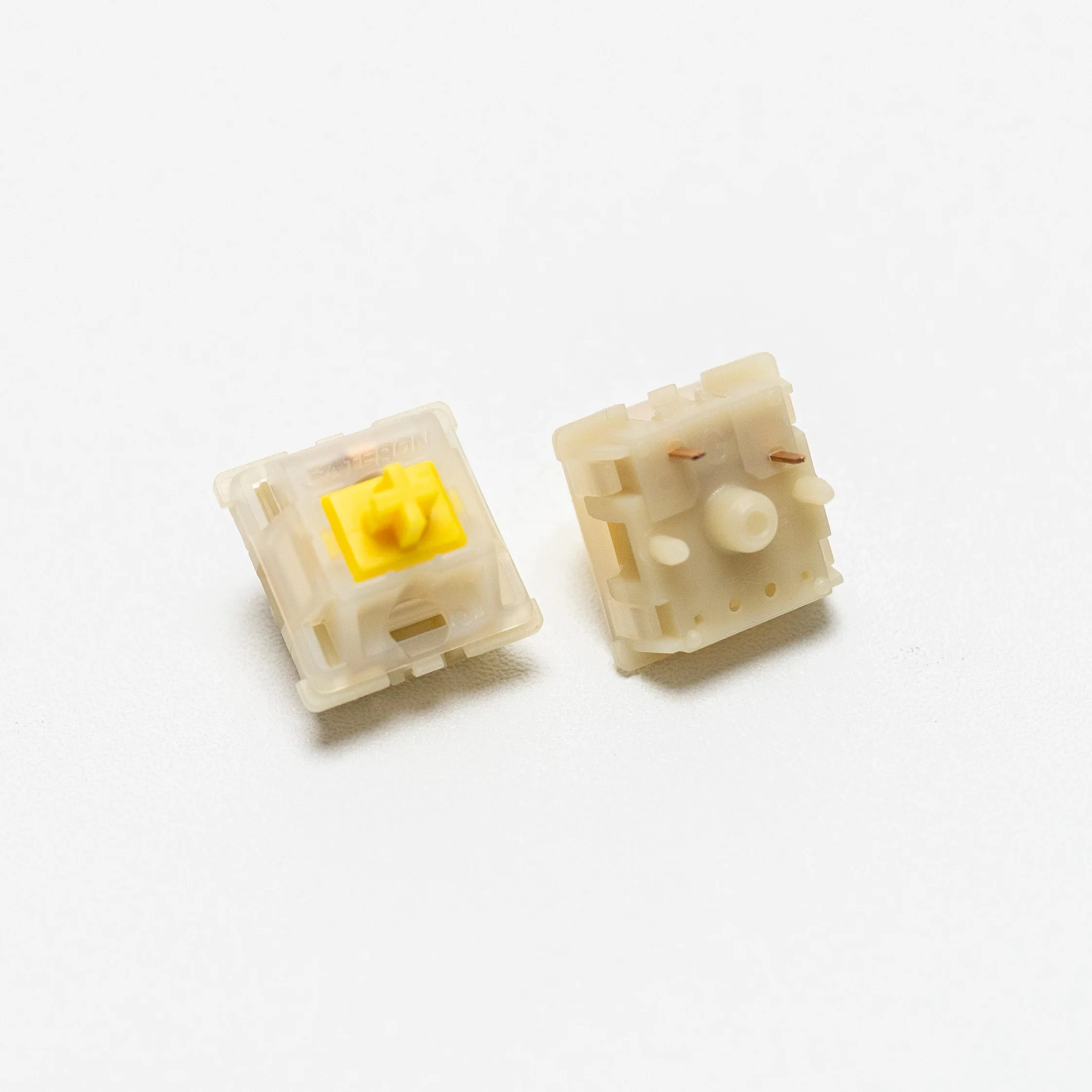 GATERON Milky Yellow Pro KS-3 Linear Switch 60g PCB Mount - Image 3