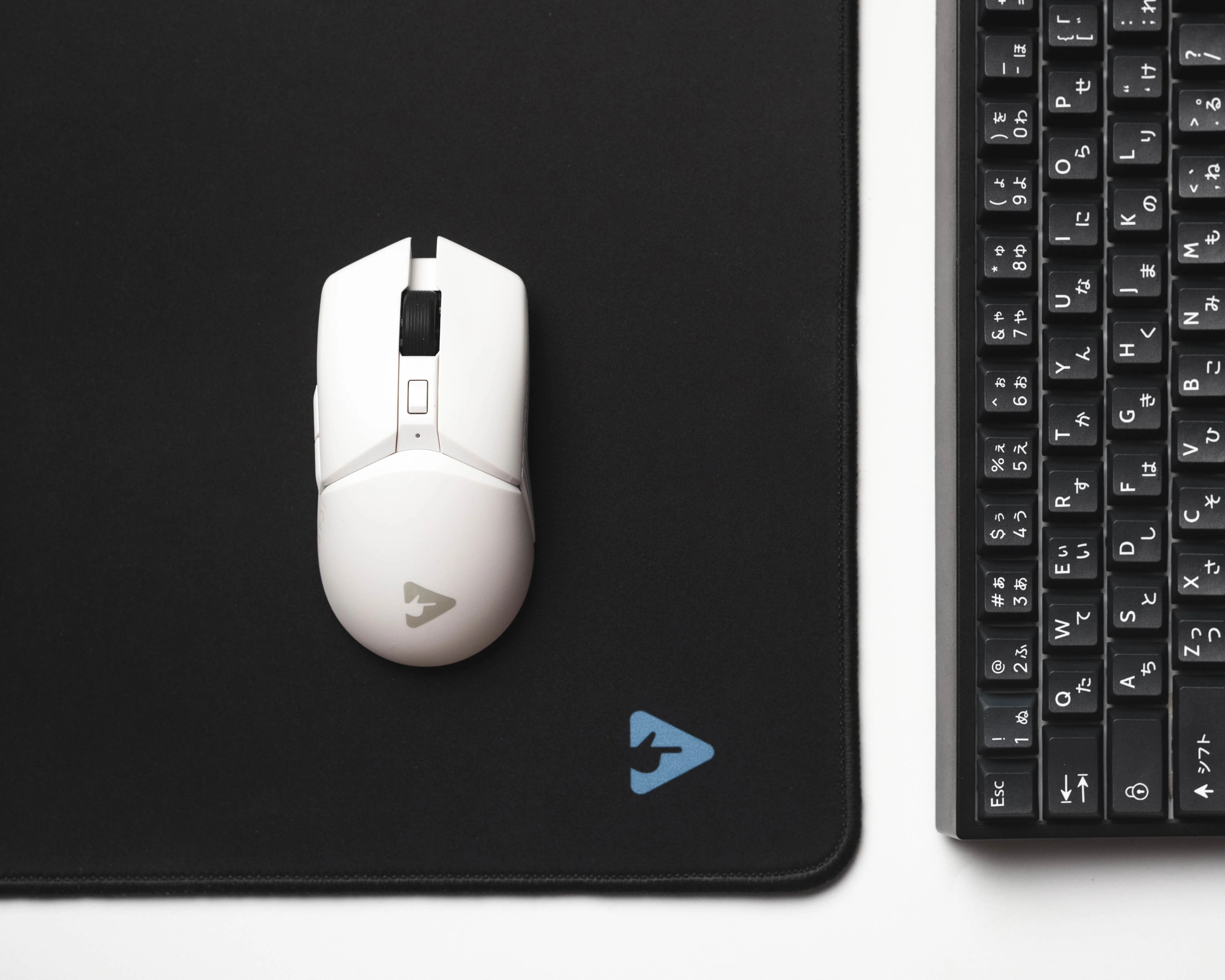 ICARUS Ultralight Gaming Mouse by Press Play - Image 7
