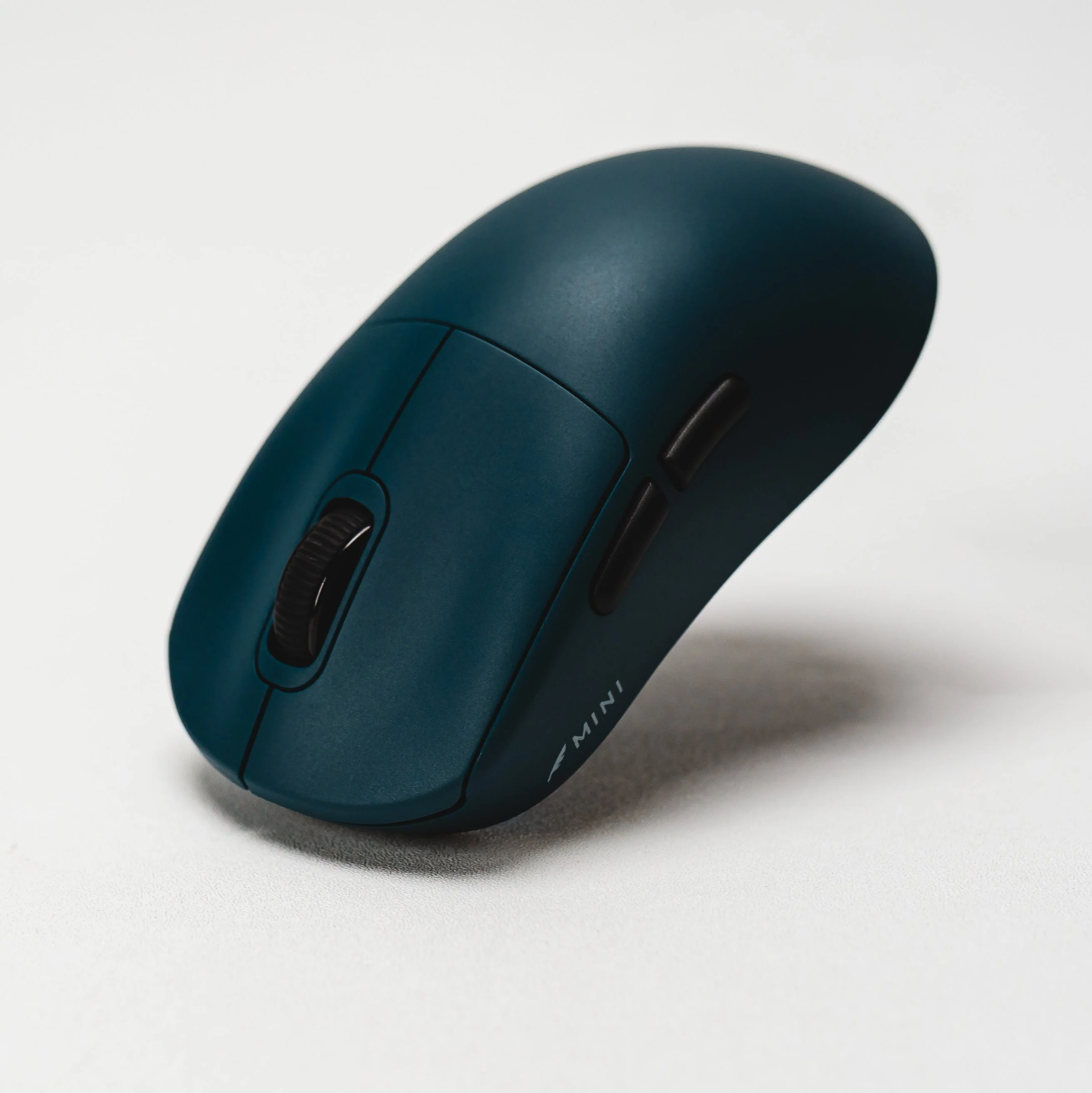 ICARUS V2 Mini Ultralight Wireless Gaming Mouse - Image 10