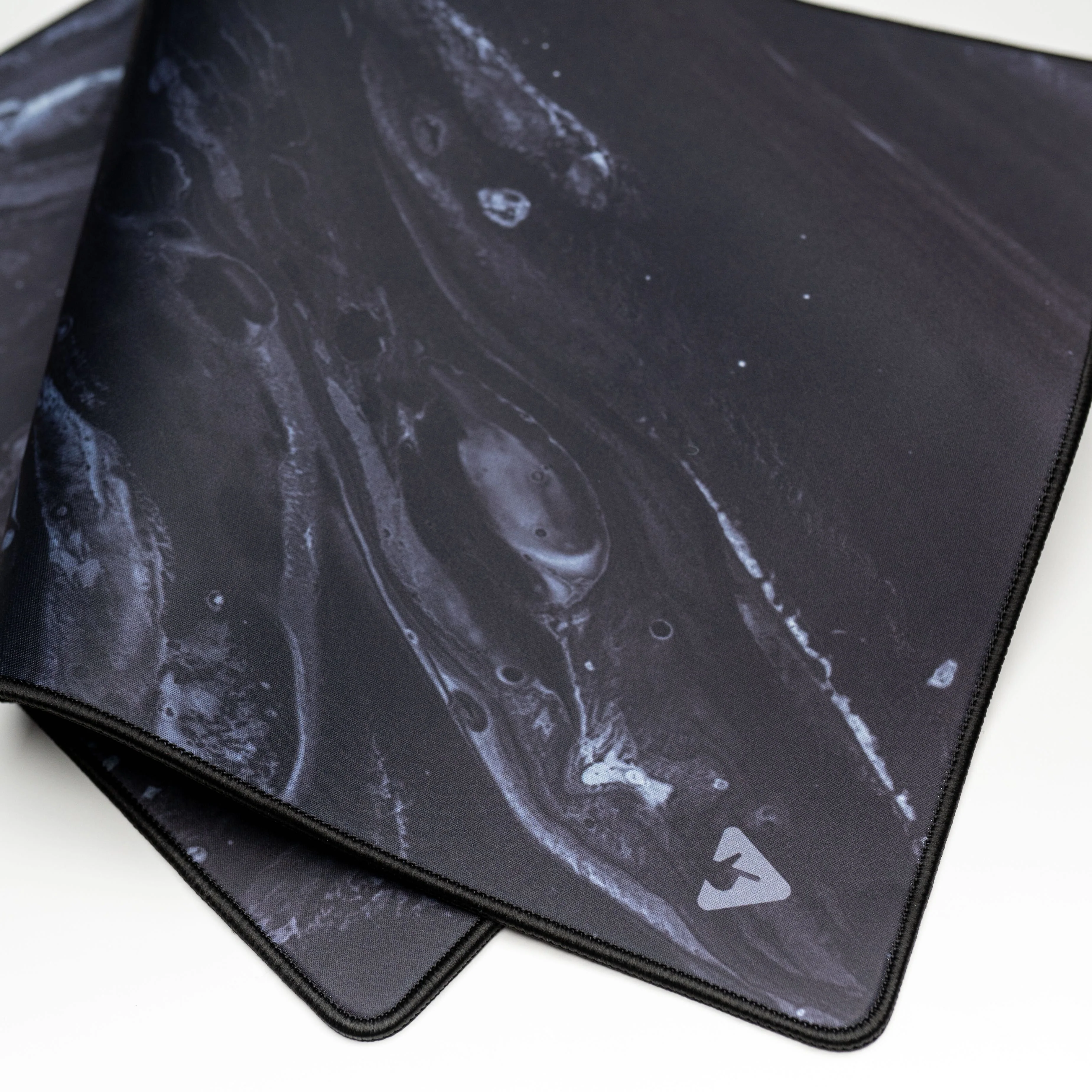 LIQUID Series Gaming Mousepad Deskmat by Press Play - Image 8