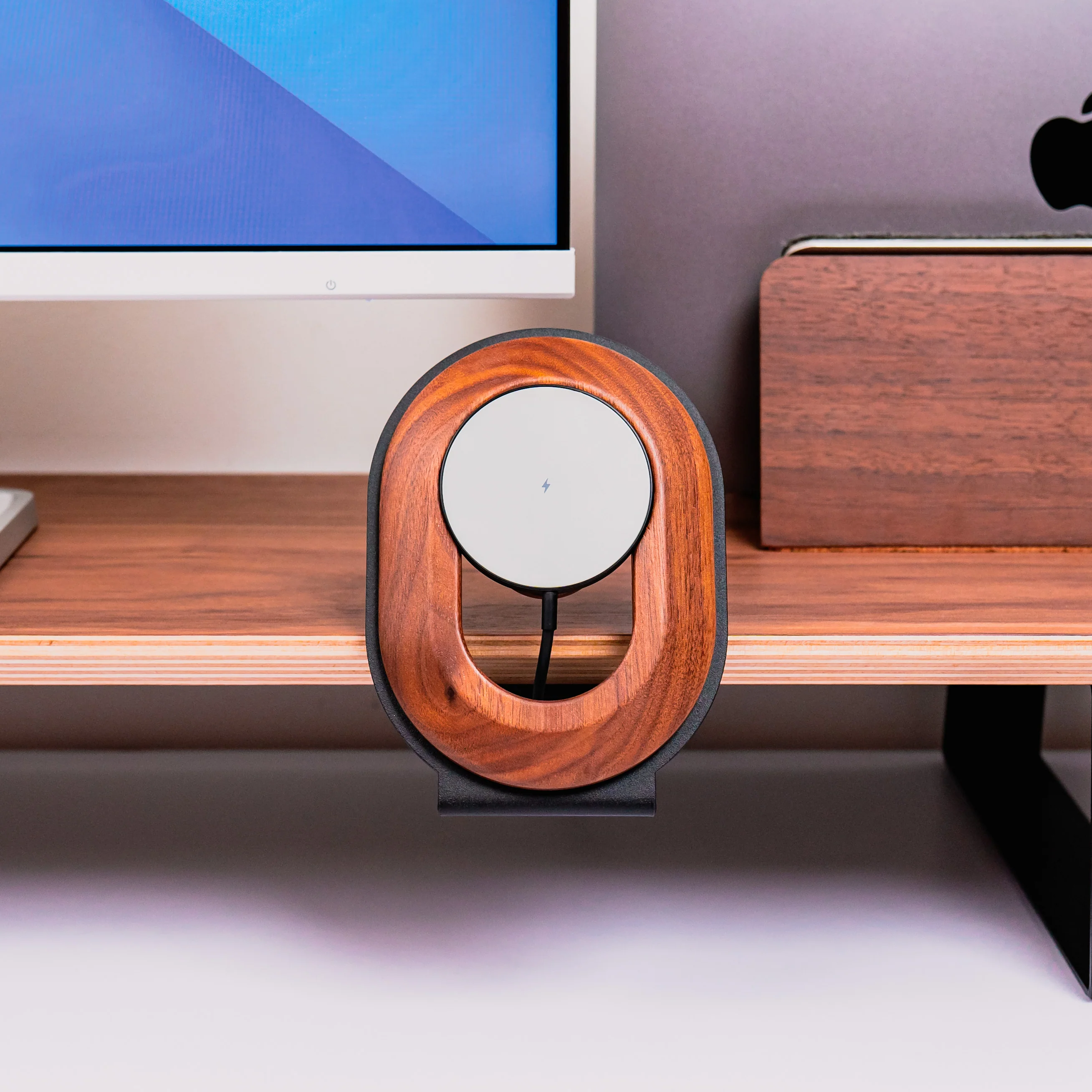 MAGSAFE STAND for NOOK Desk Shelf Pro - Image 5