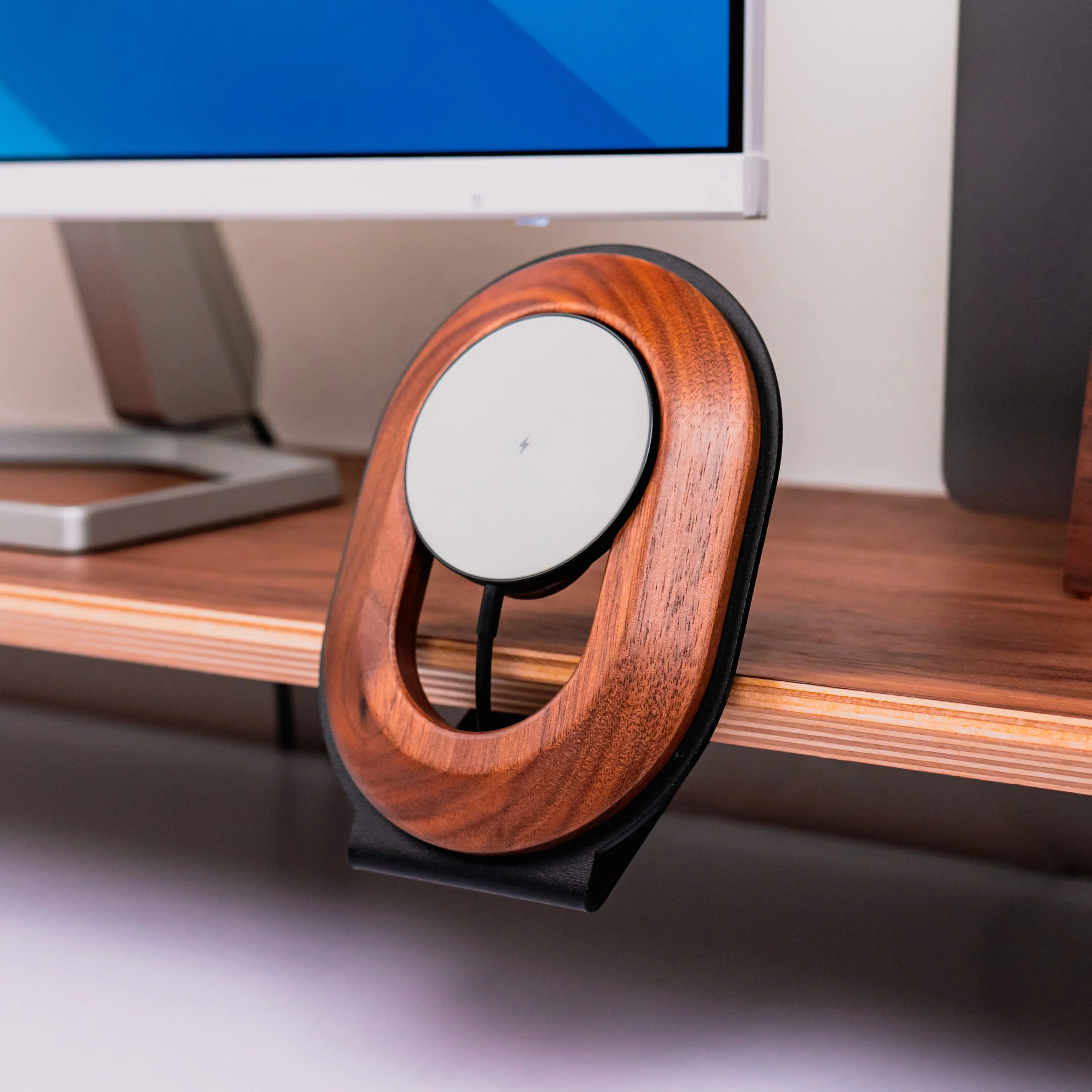 MAGSAFE STAND for NOOK Desk Shelf Pro - Image 6