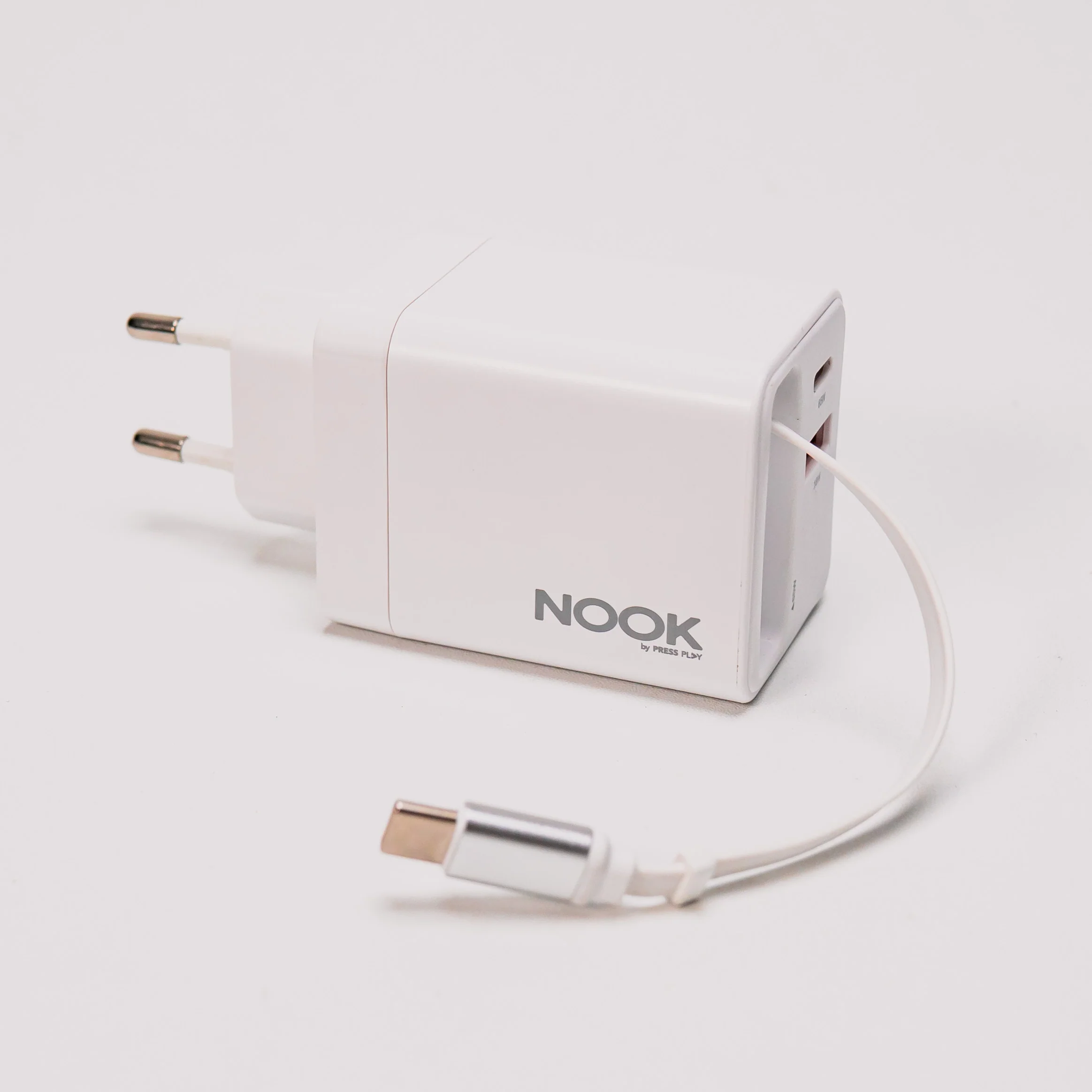 NOOK C1 65W GaN Retractable Charger - Image 17