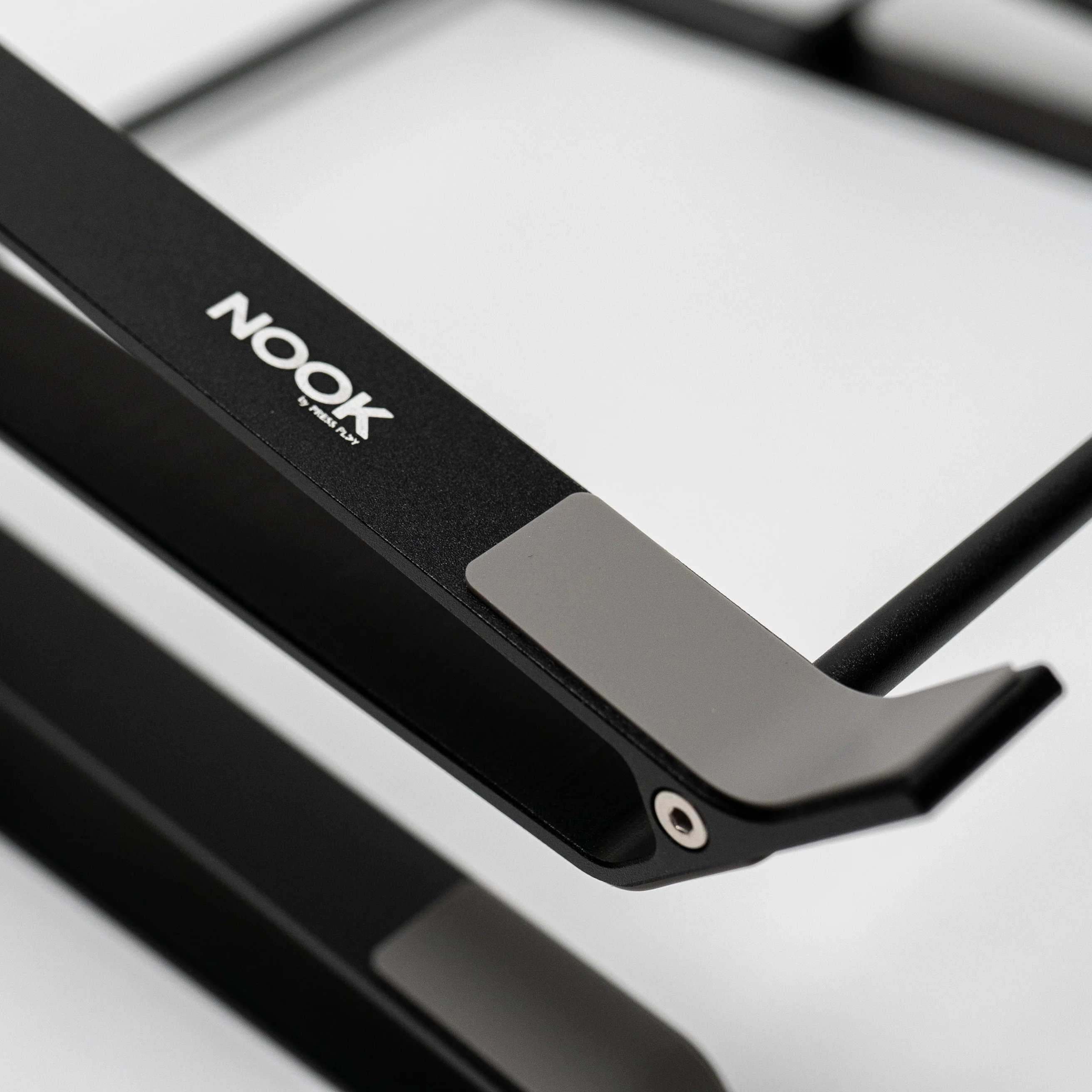 NOOK L82 2in1 Laptop Stand - Image 14