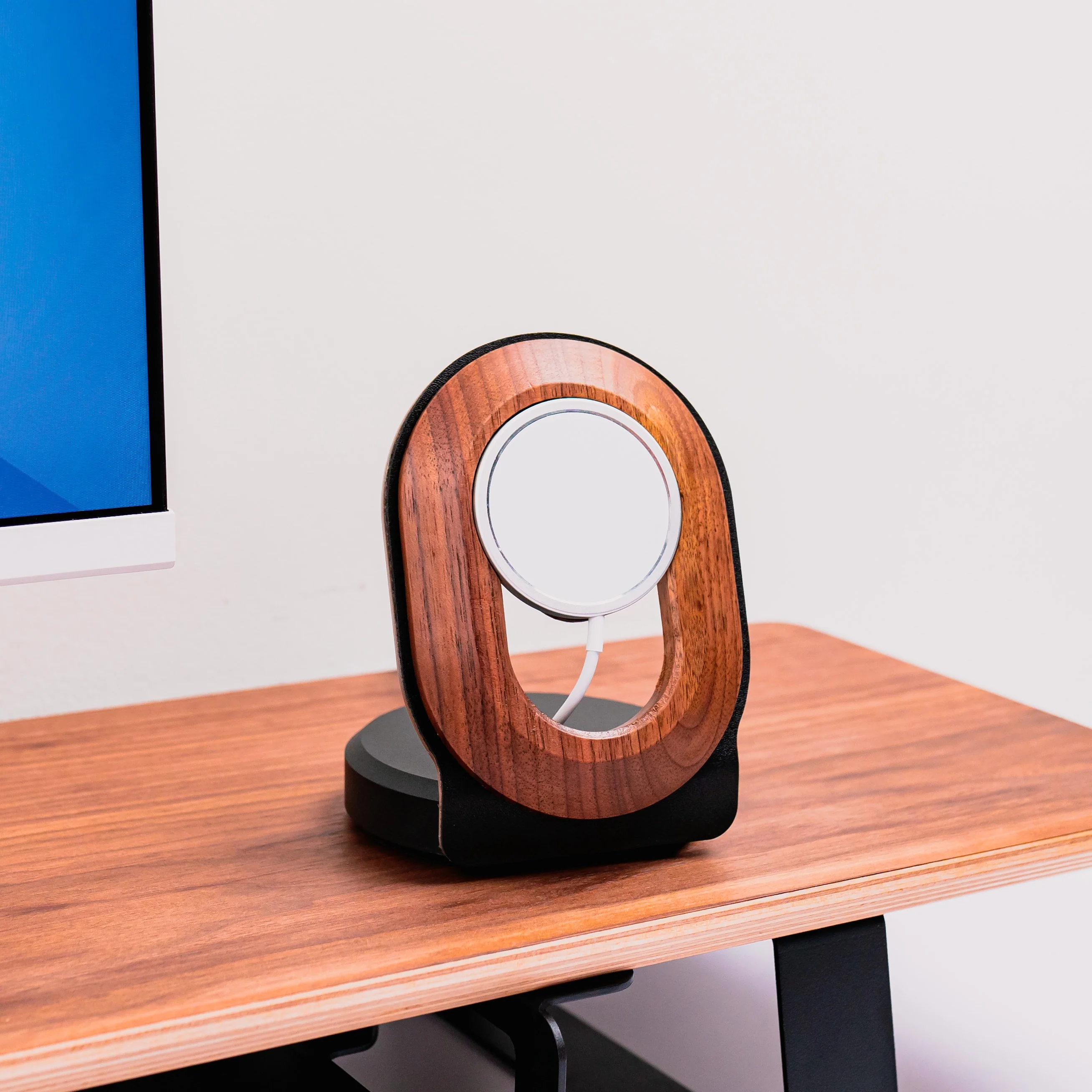 NOOK MAGSAFE STAND Wireless Charging Stand - Image 7