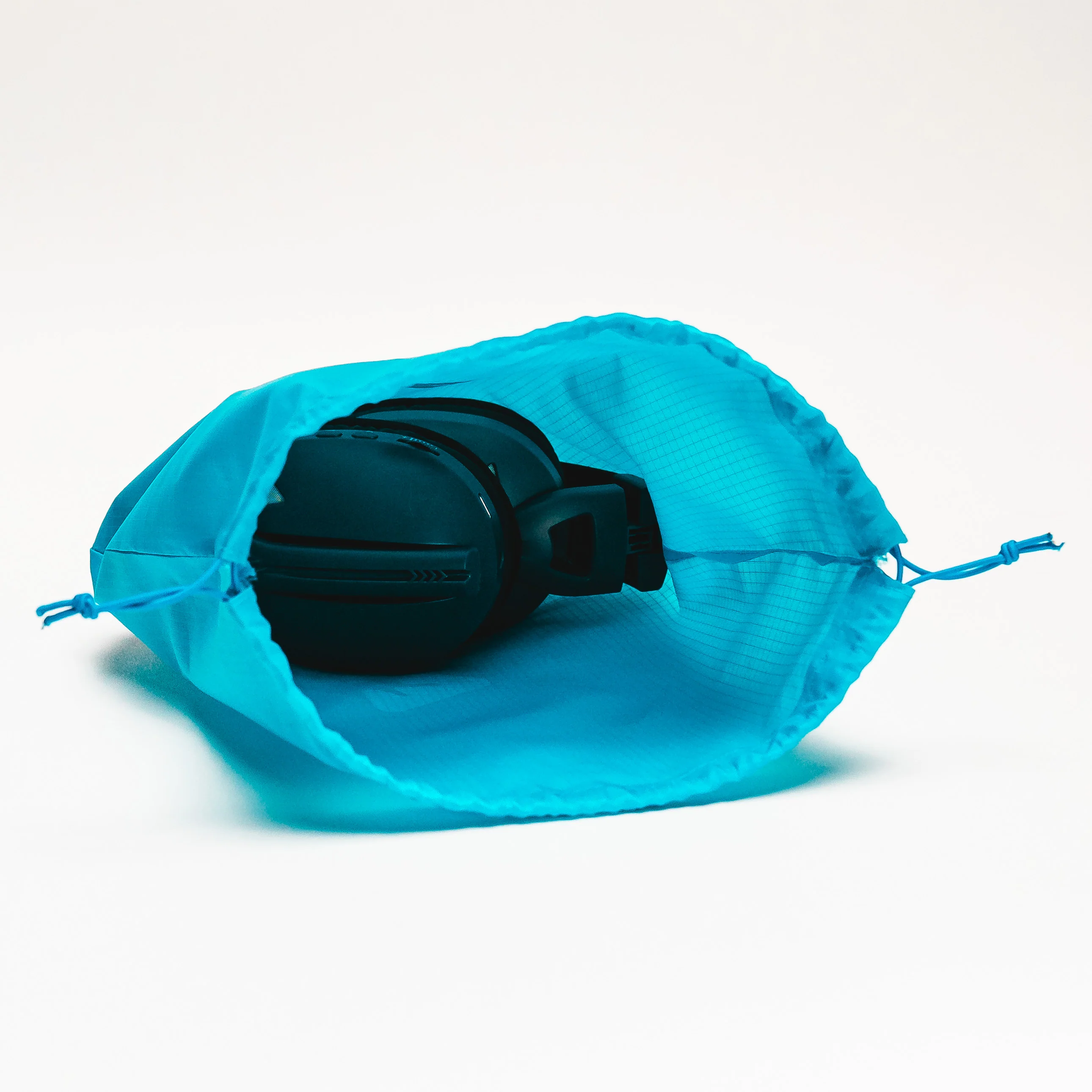 POLARIS Universal Headphone Headset Soft Pouch - Image 4