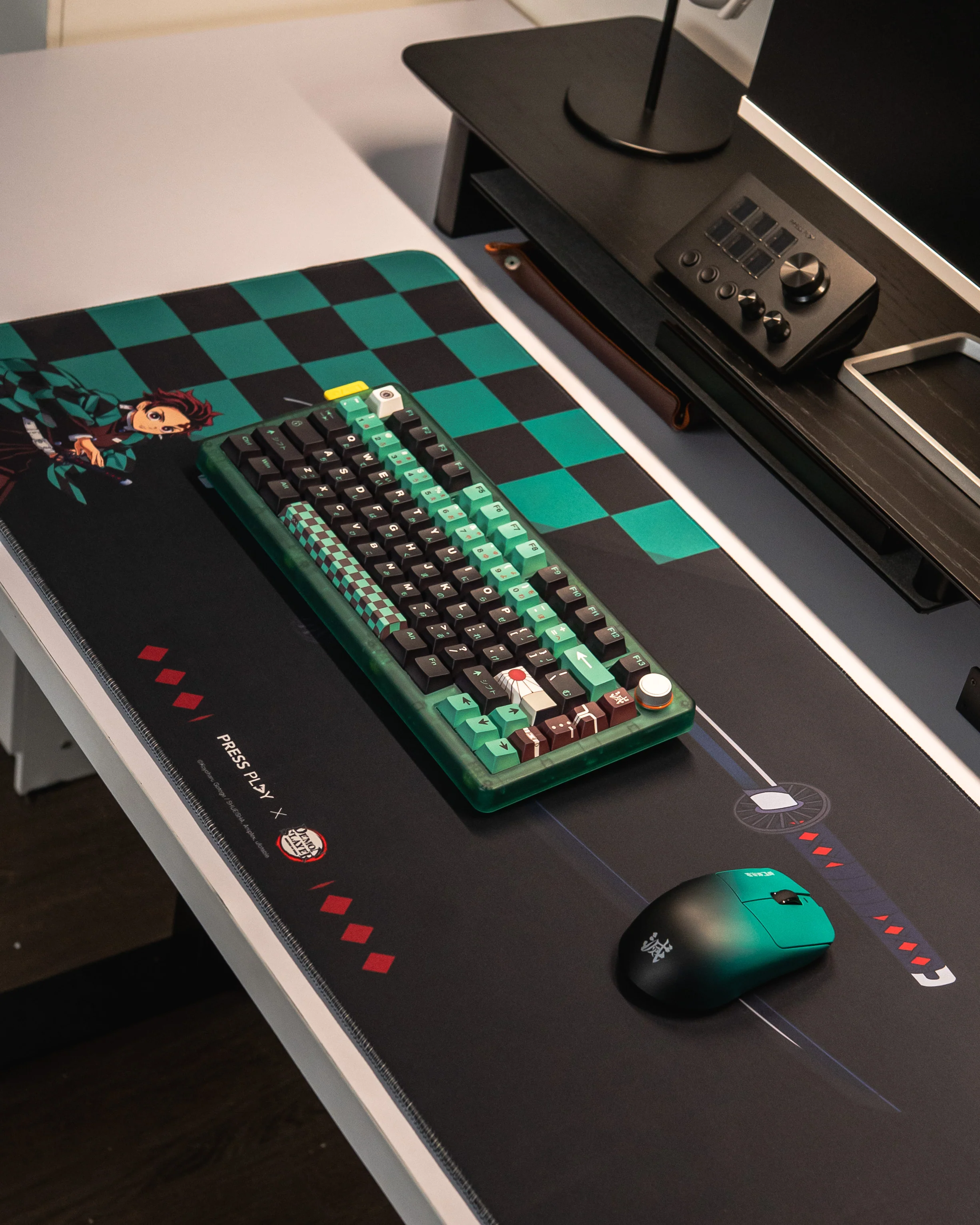 PRESS PLAY x DEMON SLAYER NICHIRIN 40x90 Gaming Deskmat Mousepad - Image 6