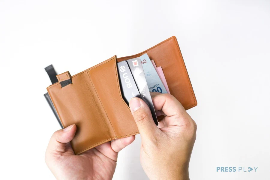 SNAPFOLD Trifold Leather RFID Wallet by Press Play - Image 2