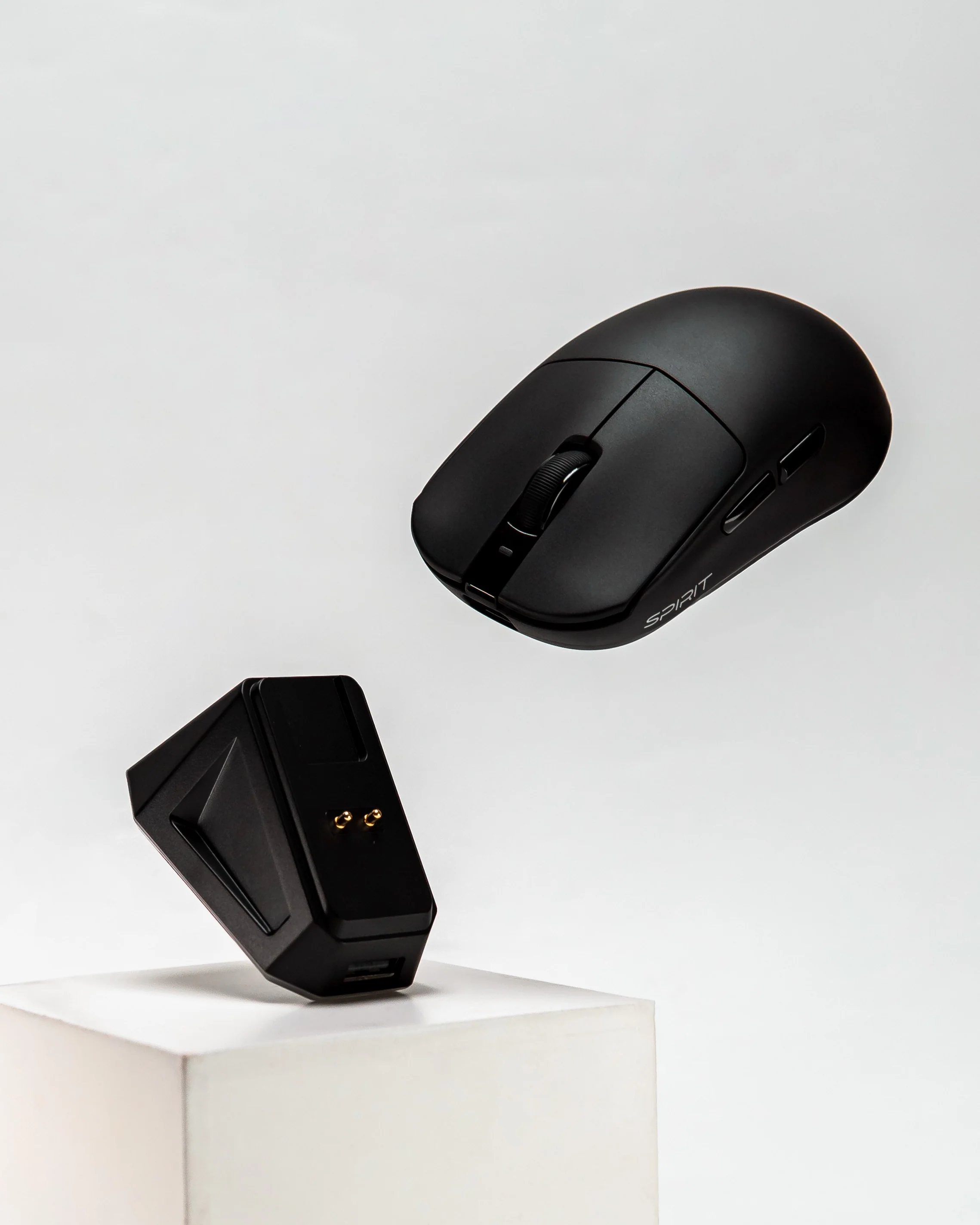 SPIRIT Mouse Charging Dock - Image 6
