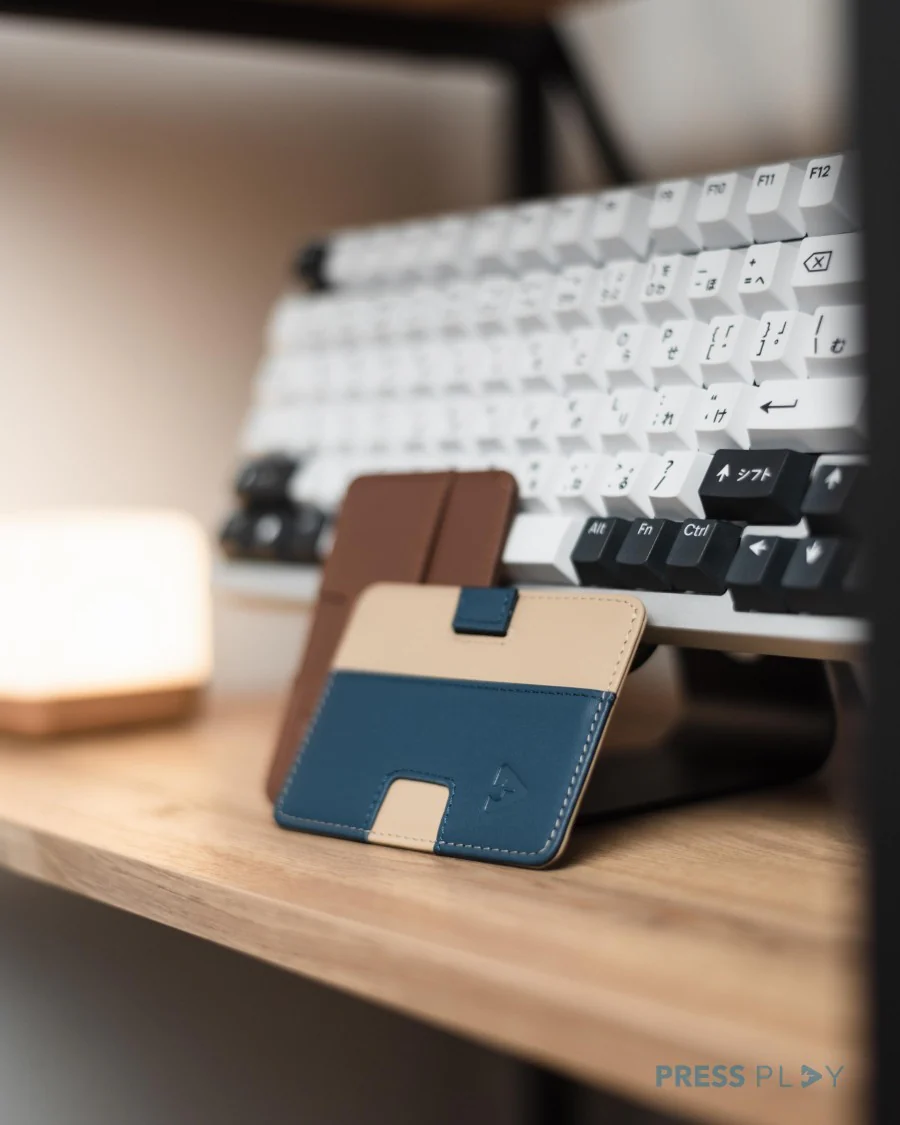 SWIFT RFID Leather Card Wallet Holder by Press Play - Image 10