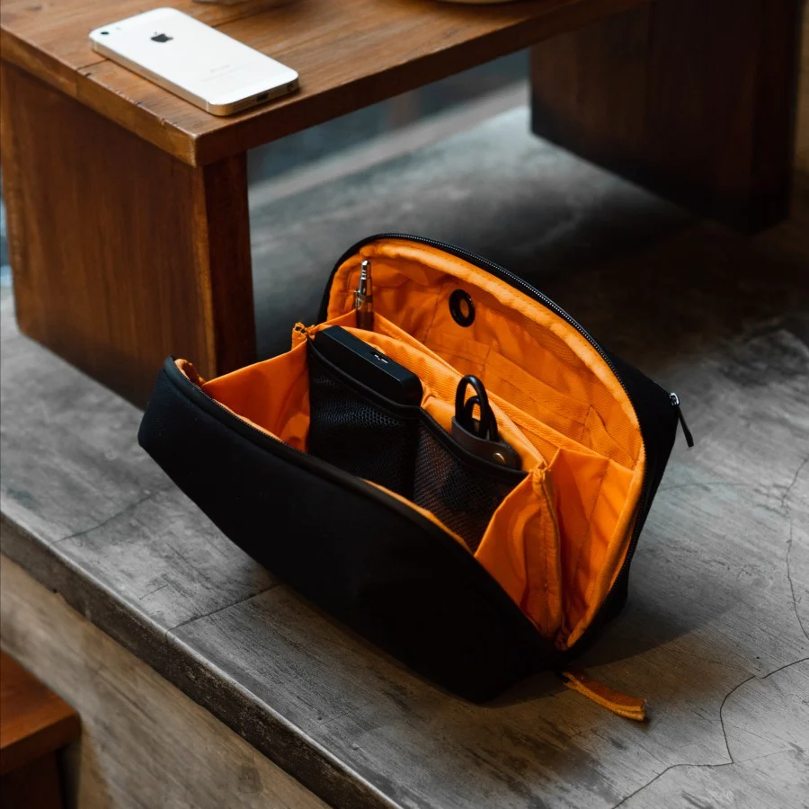 VERSA Tech & Travel Pouch Accessory Bag Tas Aksesoris by Press Play - Image 8