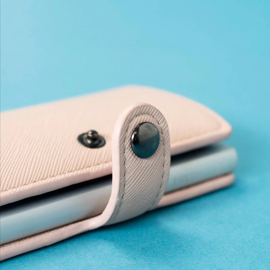 VITA Saffiano RFID Pop Up Card holder by Press Play - Image 10